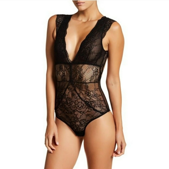 Sam Edelman Other - SAM EDELMAN BLACK LACE BODYSUIT